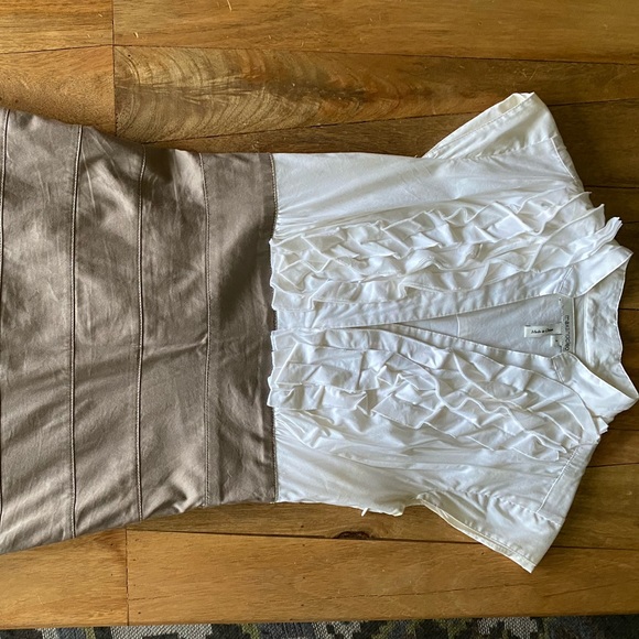 Ruffle and fitted bottom Max and Cleo dress, size2 - Picture 8 of 8